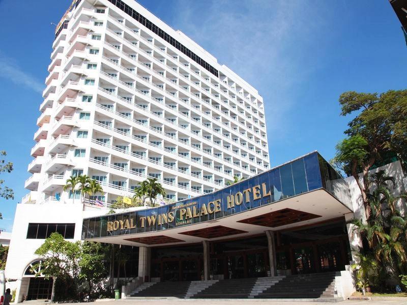 Royal Twins Palace Hotel Pattaya Exterior photo